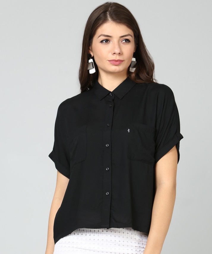 levis black shirt womens