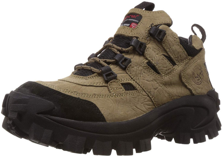 trekking shoes flipkart
