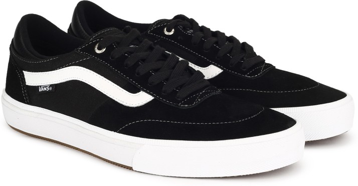 vans sneakers flipkart