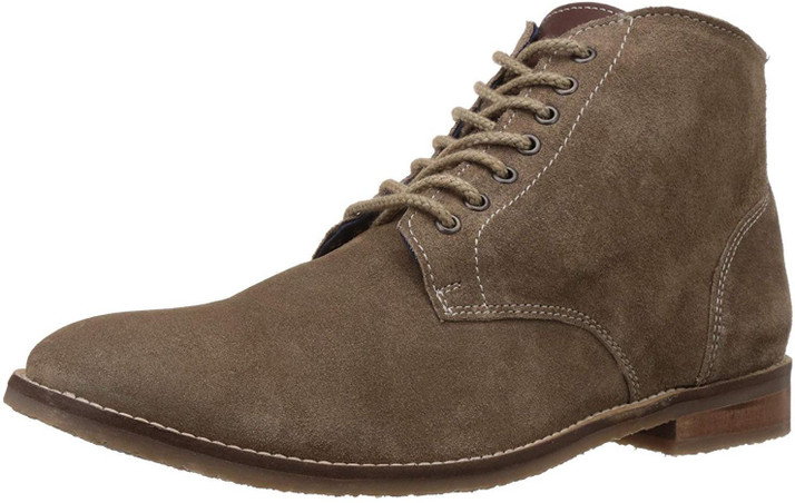 bata chukka boots