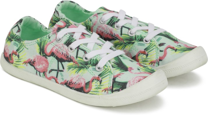 steve madden canvas shoes