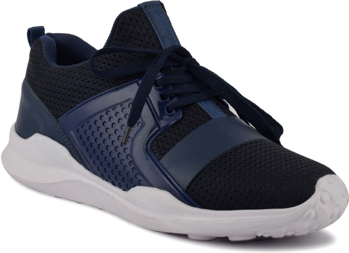 gym shoes flipkart