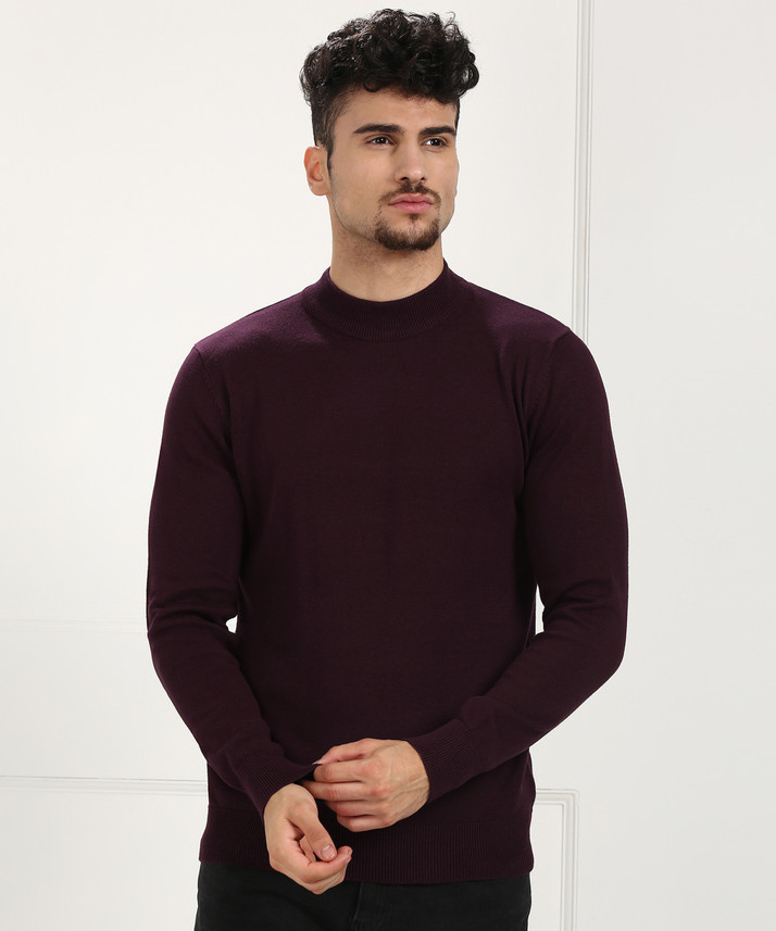 maroon pullover