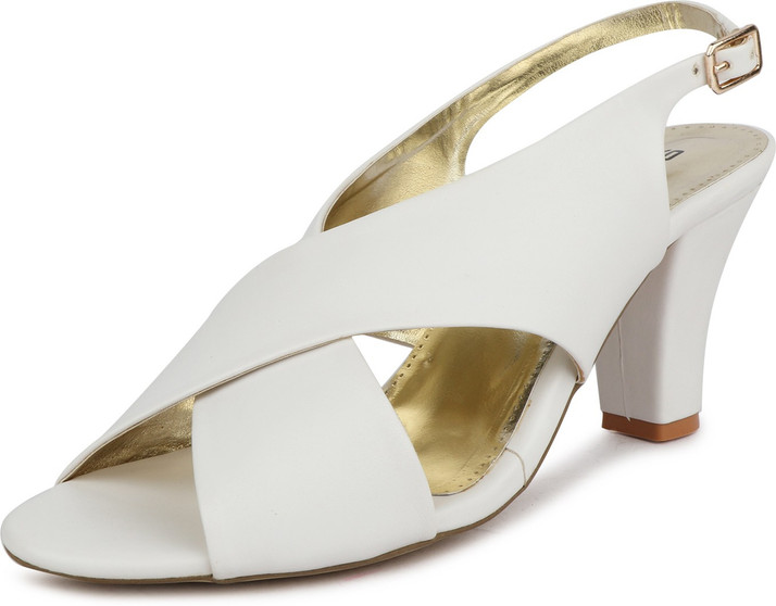 white heels flipkart