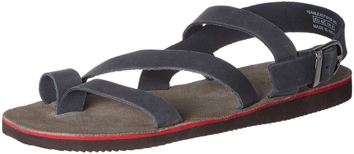 ucb chappals