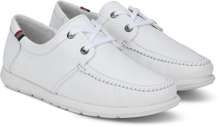 white shoes for men on flipkart