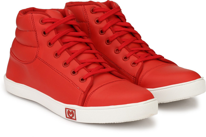 trendy red shoes