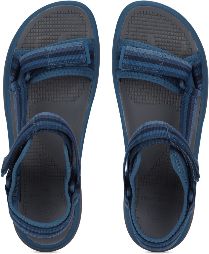 clarks sandals blue
