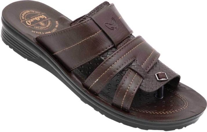 walkaroo sandals flipkart