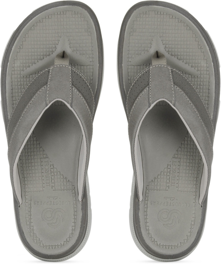 clarks flip flops price