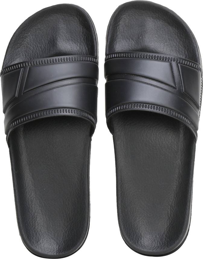 spykar chappal