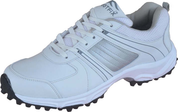 white cricket shoes
