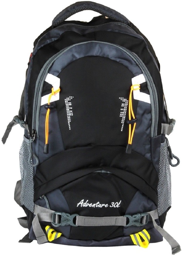 travel backpack flipkart