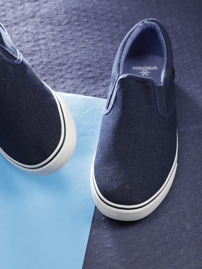 wrogn slip on sneakers