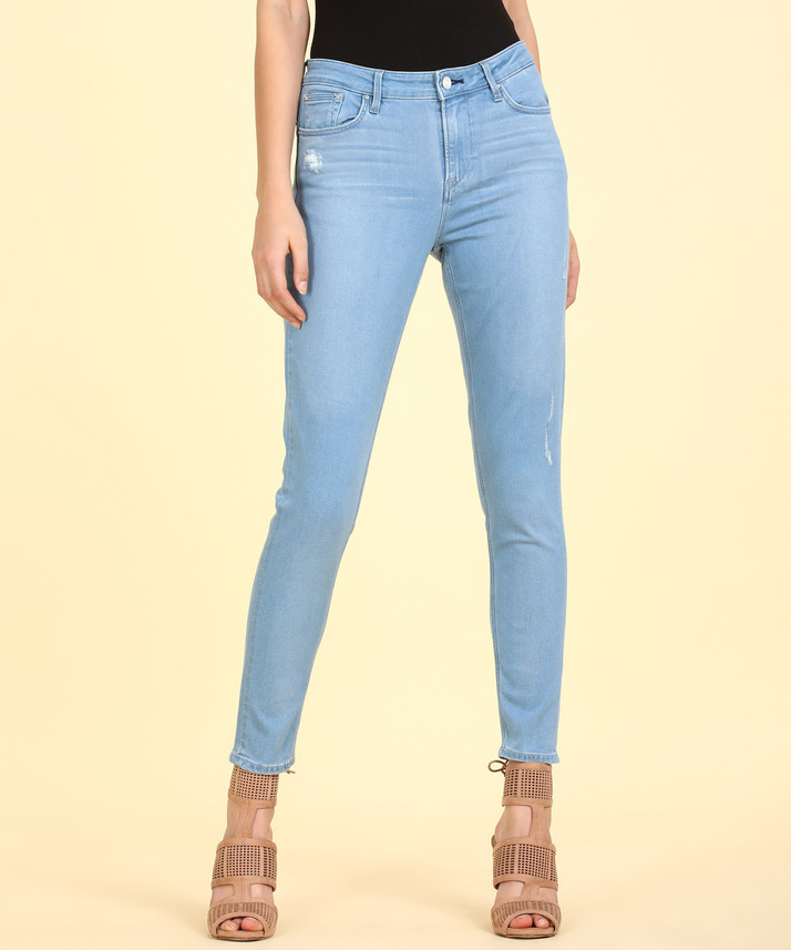 lee light blue jeans