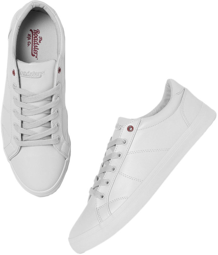 roadster sneakers flipkart