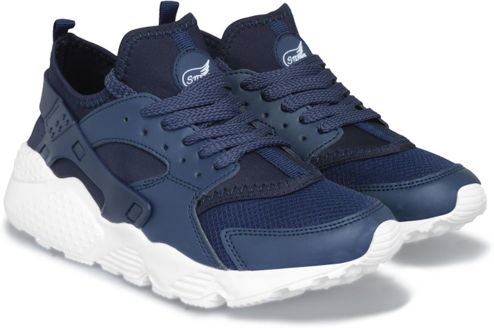 gym shoes flipkart