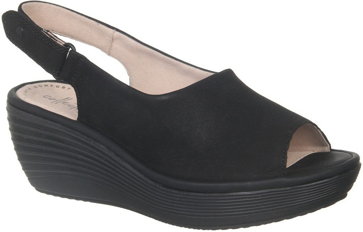clarks women's wedge shoes
