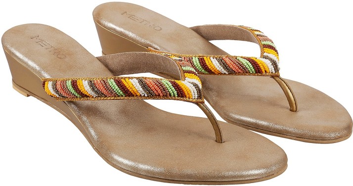 metro chappals for ladies