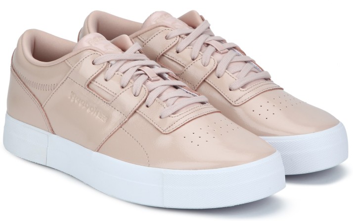 reebok workout beige