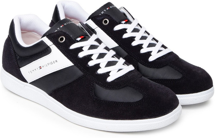 tommy hilfiger walking shoes