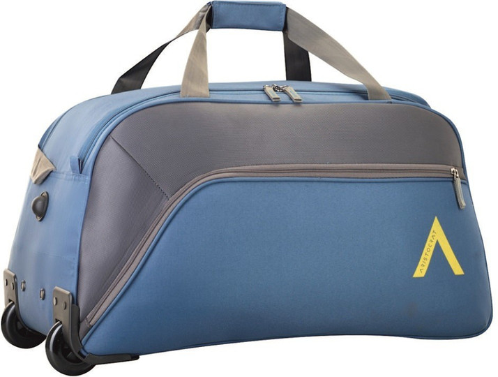 aristocrat duffle bags flipkart