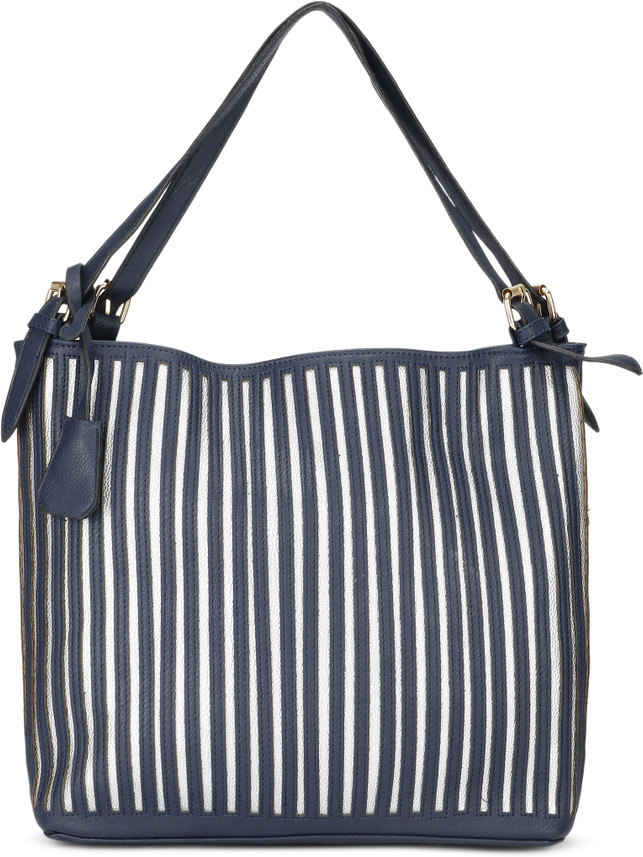 remanika bags