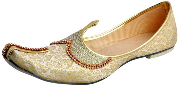 royal gold shoes price