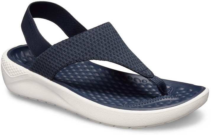 crocs flip flops flipkart