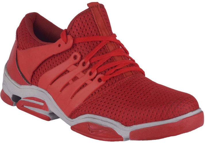 woakers sports shoes
