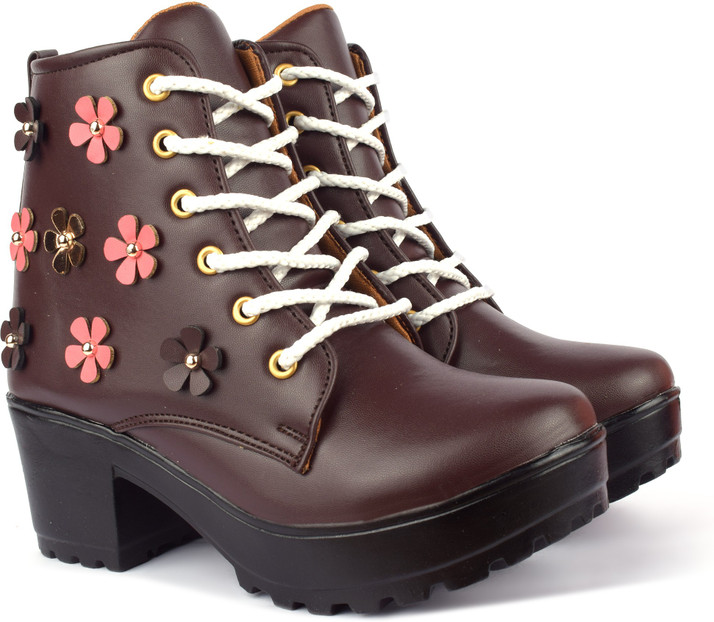 lightweight comfortable boots