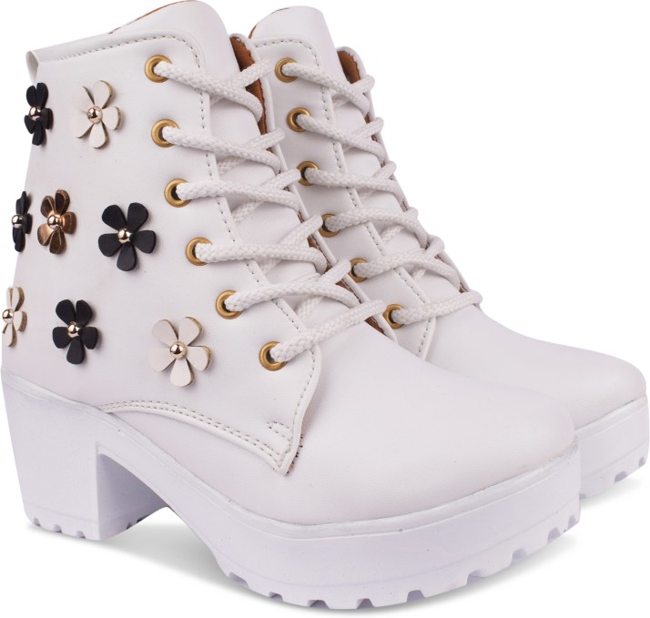 womens trendy boots