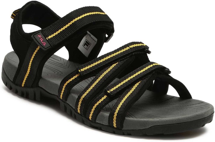 fila sandals flipkart