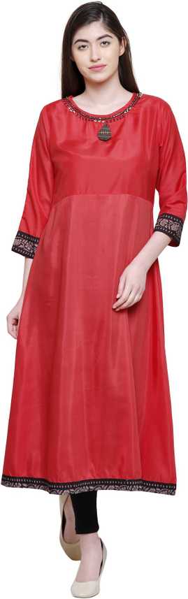 madhuri selfie kurtis