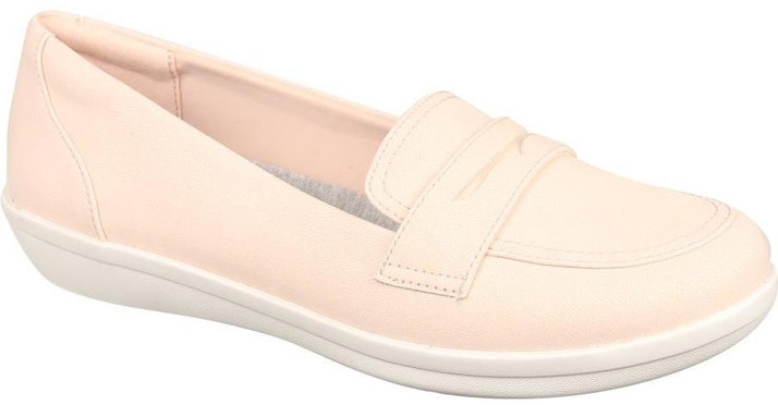 clarks loafers flipkart