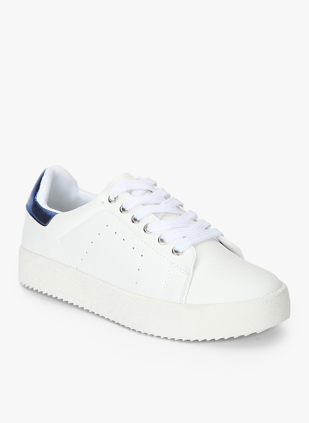 lee cooper sneakers flipkart