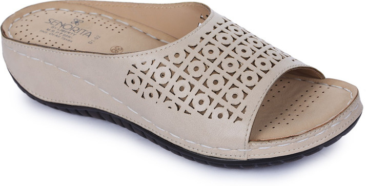 liberty ladies chappal