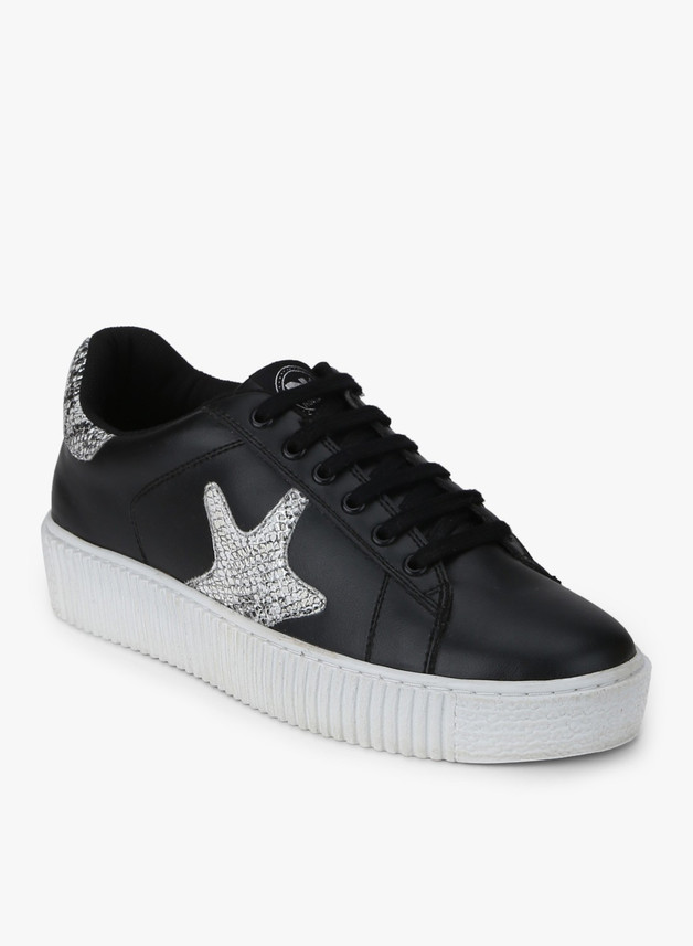 north star black shoes