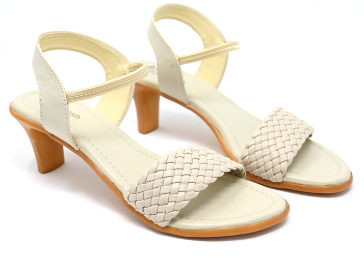 white heels flipkart
