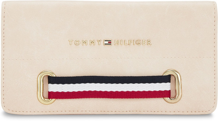 tommy hilfiger wallets flipkart