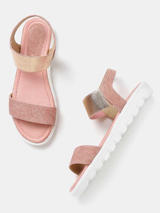 women's flat sandals flipkart