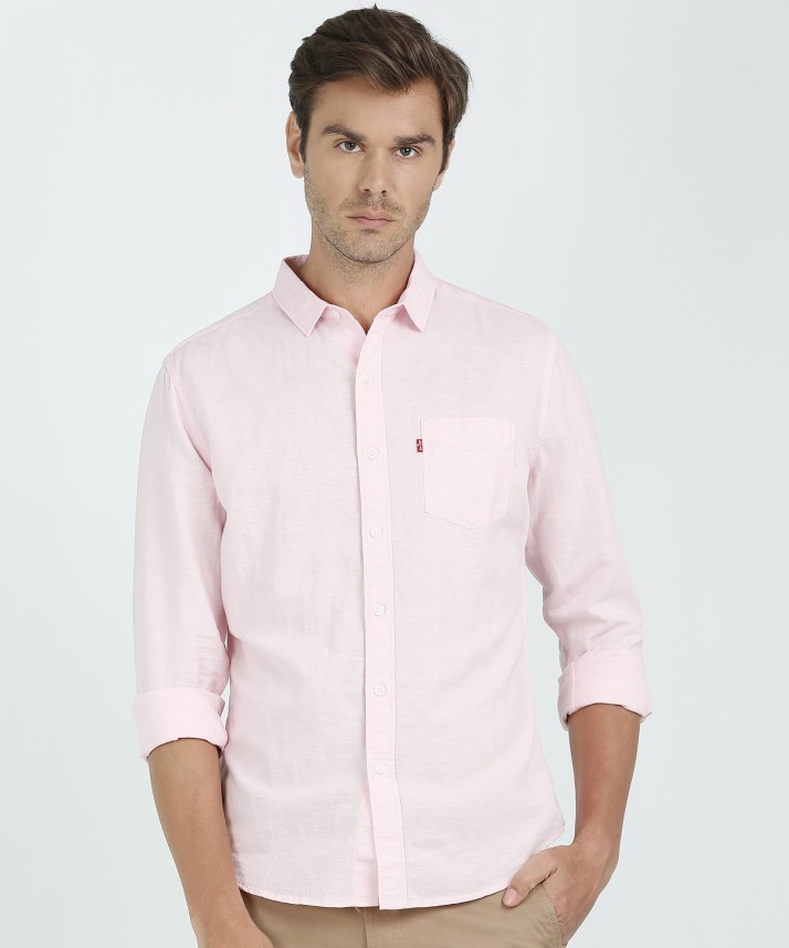 levi pink shirt