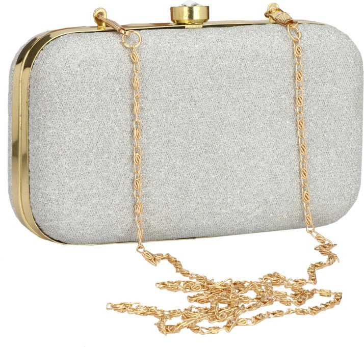 Clutches on flipkart new arrivals