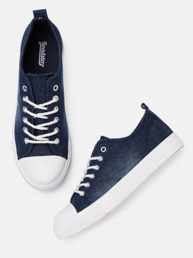 roadster canvas shoes