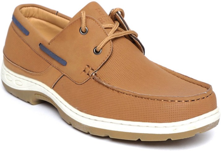 boat shoes flipkart