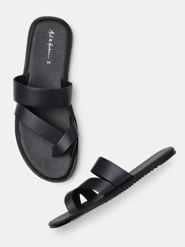 mast and harbour sandals