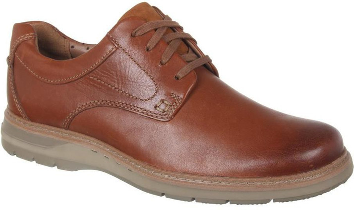 clarks mens derby shoes