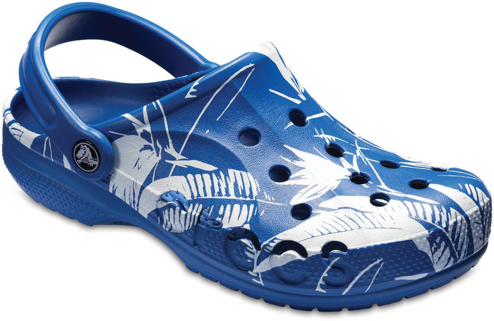 crocs for men flipkart