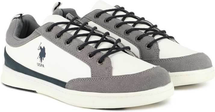 nike low canvas shoes
