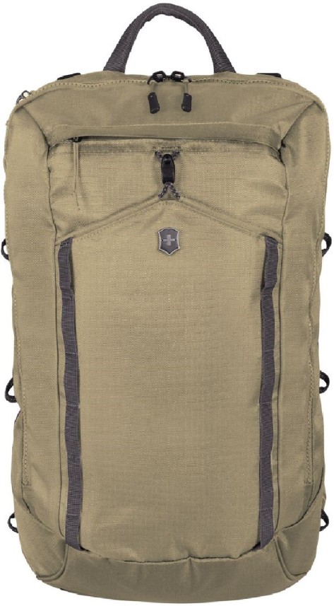 victorinox compact laptop backpack